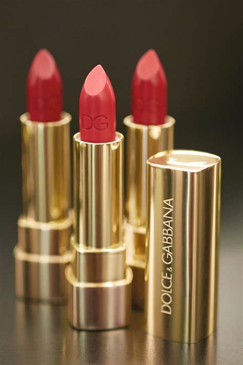 dolce & gabbana classic cream lipstick - dolce cologne.